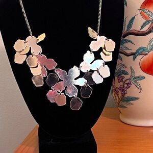 Shimmery Gold Floral Silhouette Necklace